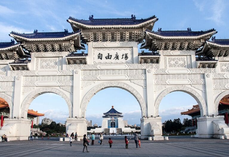 Factsheets Historische Betrekkingen Nederland-Taiwan & Het Één-Chinabeleid en Taiwan